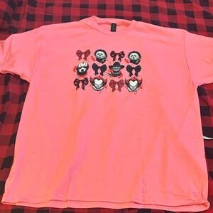 XL Pink Halloween Shirt featuring Michael, Jason, Freddie, and Pennywise